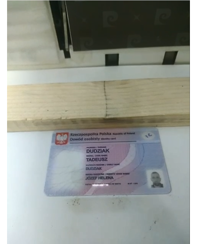 Kolekcjonerski dowód osobisty - Polska bez chipu